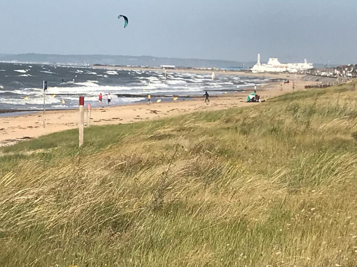 Aux Gres Des Vagues Lejlighed Lion-sur-Mer Eksteriør billede